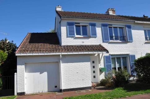 Maison avant travaux de ravalement de façade - Combs-la-Ville 77380