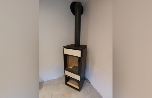 Poêle à bois éteint