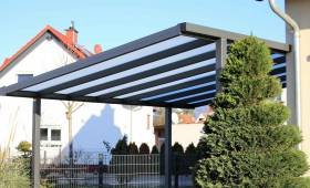 Espace pour garer les véhicules nouvellement construit