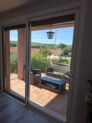 Rénovation de menuiserie avec pose d'une baie vitrée coulissante - Lagnieu 01150