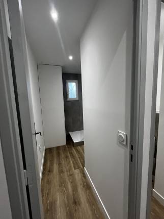 Séparation de la salle de bain et Wc 