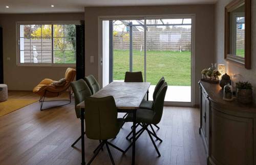 séjour rénové le coin repas