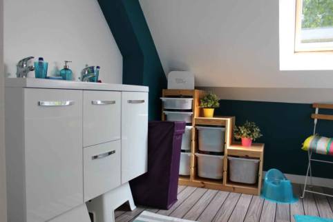 Salle de bain terminée dans les combles aménagés