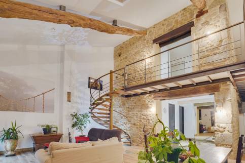 Réhabilitation d'une maison de village dans le Val de Saône, Lyon Ouest - Travaux d'isolation thermique, electricité, plomberie, chauffage