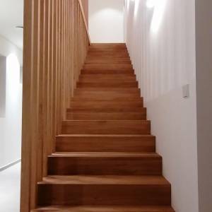 Escalier bois et claustra - Aurélie DALIGAULT - La Maison Des Architectes