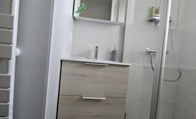 Nouveau mobilier simple vasque coloris châtaignier