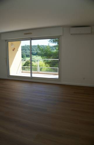 Rénovation de sol d'un appartement La Maison Des Travaux Nîmes