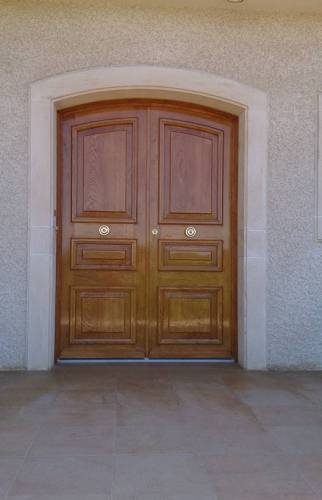 Restauration porte d'entrée en chêne massif avec remplacement ferronnerie - Courdimanche (95800)