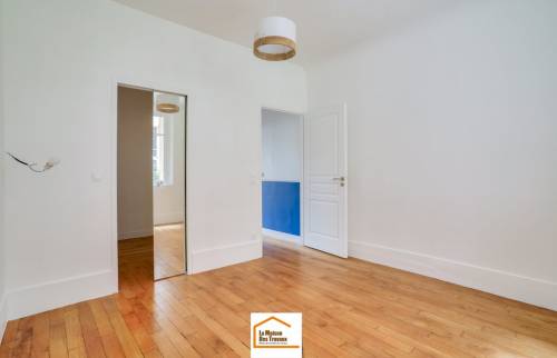 Chambre rénovée et dressing