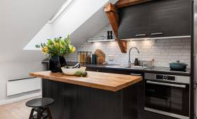 Rénovation maison ancienne creation velux - zone cuisine  ave poutres et solives - près de Saint-Ouen-L’ Aumône (95) 