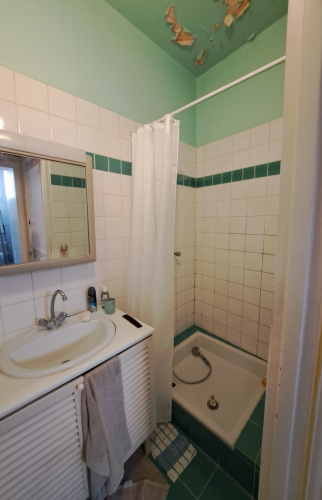 Salle de bain avant rénovation