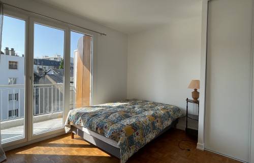 La chambre repeinte en blanc