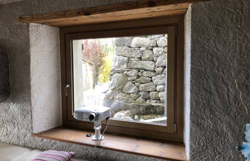 fenêtre vue de l'intérieur