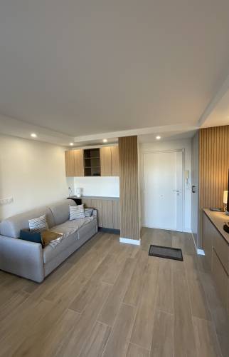 Espace entrée et salon 