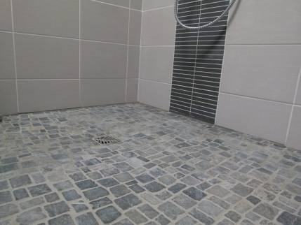 rénovation d'une douche accessible PMR