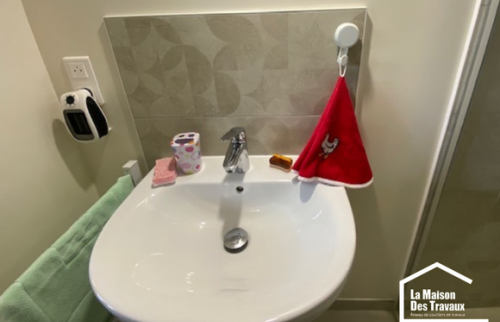 APRES - Pose d'une vasque avec faïence