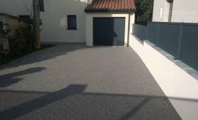 Maçon 77, Allée de garage