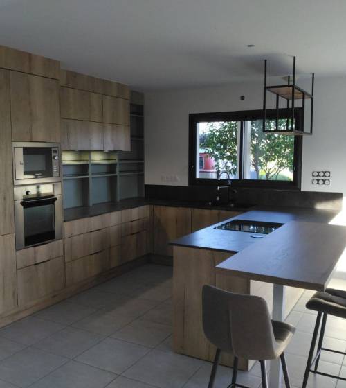 Nouvel aménagement de cuisine en U - Charpey 26300