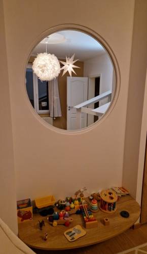 Verrière ronde dans chambre d'enfant à Saint Louis