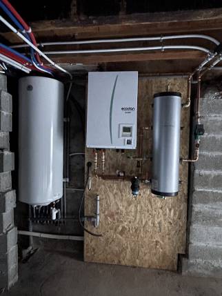  Travaux de rénovation énergétique avec installation d'une pompe à chaleur air-eau - Glun 07300