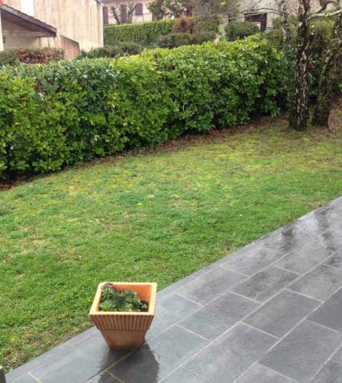 Terrasse initiale en carrelage