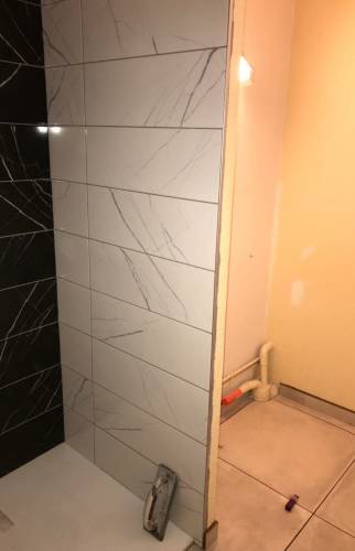 Pose du carrelage de douche à Clermont-Ferrand 