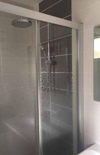 Réalisation d'une salle de bain dans une extension, à Brains 44