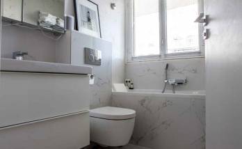 salle de bain en marbre à Boulogne Billancourt