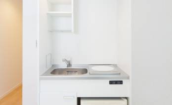 Création d’un espace kitchenette dans un appartement locatif airbandb à Boulogne-Billancourt (92)