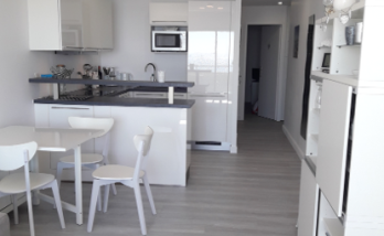 Appartement blanc et épuré