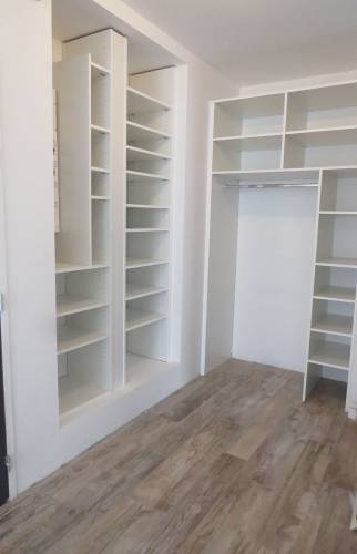 Pose placards sur mesure entrée – Morteau