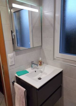 Meuble vasque, aménagement de salle de bain à Cernay