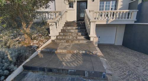 Escalier extérieur avant rénovation de sol - Val-de-Marne 94