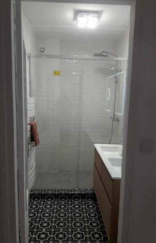 Rénovation d'une petite salle de bain