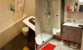 photo avant / après de salle de bain rénovée à Laval