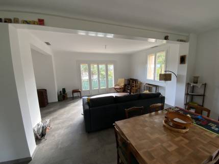 Rénovation de maison avec ouverture de mur porteur entre cuisine et salon - Léojac 82230