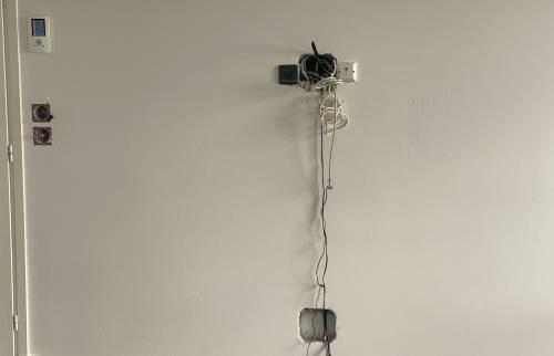 Dépose de l'équipement base tension de l'ancien propriétaire