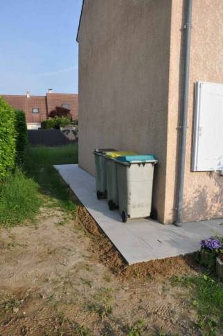 Nouvelle allée de maison latérale après travaux de rénovation extérieure - Brie-Comte-Robert 77170