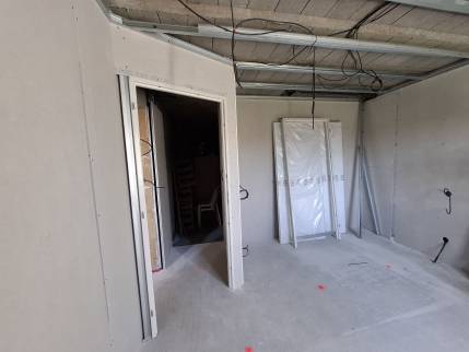 Travaux d'aménagement de garage en chambre - Villars-les-Dombes 01330