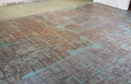 Ragréage du carrelage (effet vert)