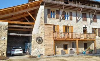 Résultat finale : Les pierres apparentes magnifient la maison