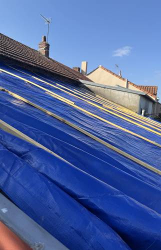 Rénovation de toiture avec désamiantage à proximité de Sautron en travaux