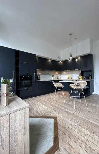 Rénovation d'un appartement avec une cuisine sur mesure à Bordeaux 