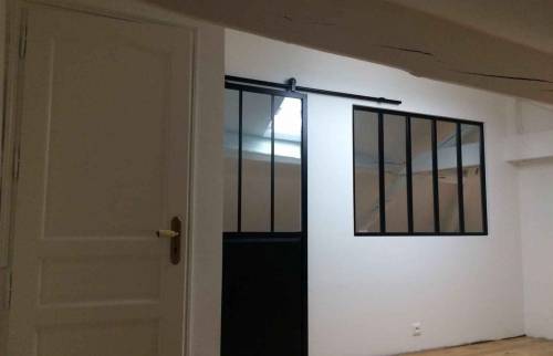 Verrière d'atelier avec porte coulissante (91)