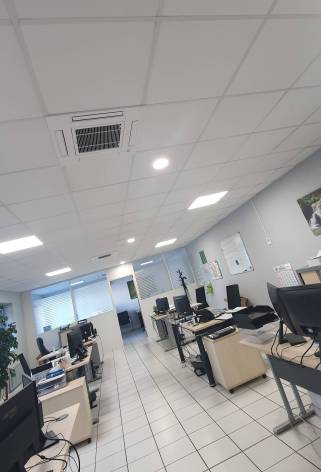 Installation d'un système de climatisation gainable dans des locaux professionnels - Brie-Comte-Robert 77170