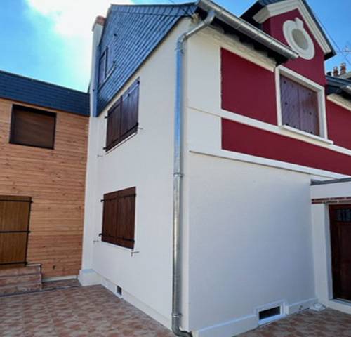 Façade rénovée par isolation par l'extérieur