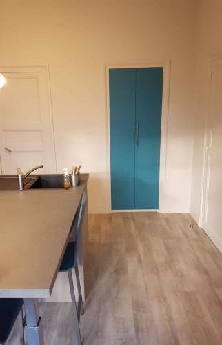 placard bleu pétrole