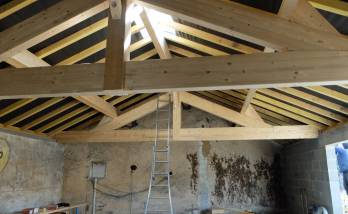 Travaux de charpente et couverture, projet d'extension, Genay (69730)