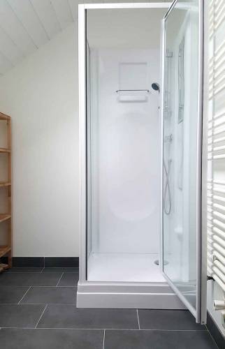 Transformation salle de bain en salle d'eau à l'étage - Saint Lunaire