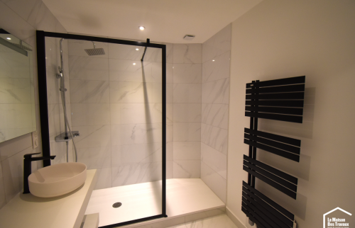 Salle de bain moderne